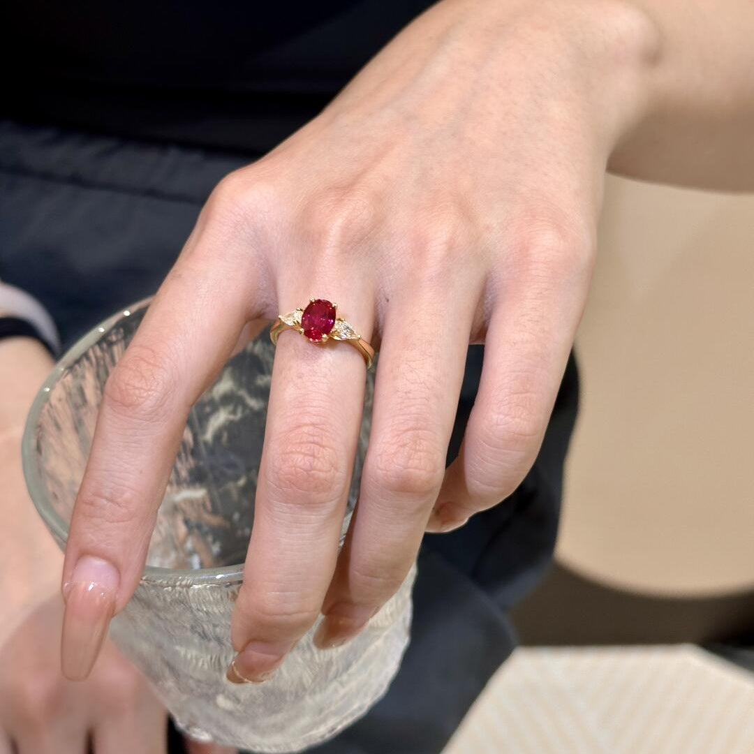 Classic Oval Ruby Ring