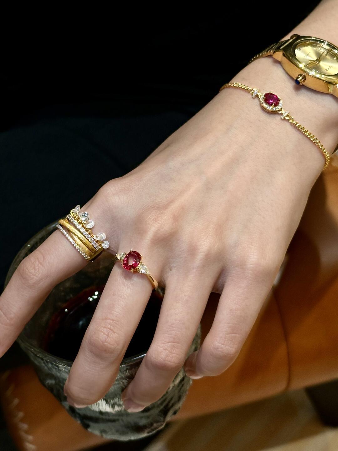 Classic Oval Ruby Ring