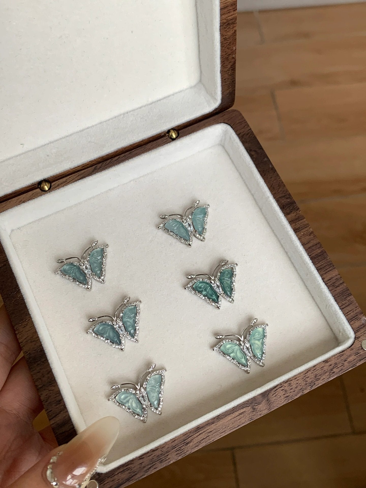 Emerald Blue Butterfly Pendant Neckalce