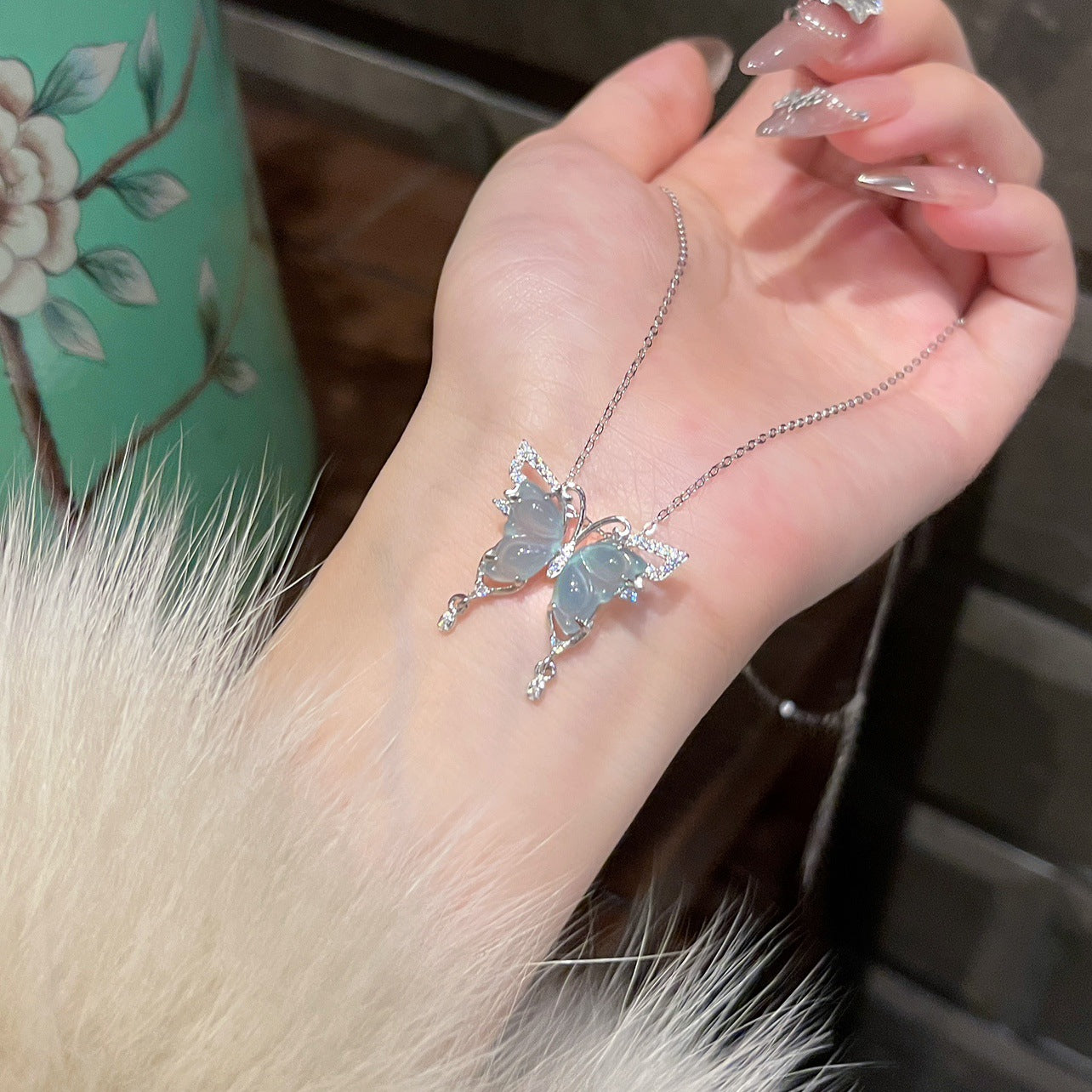 Light green butterfly hollow necklace