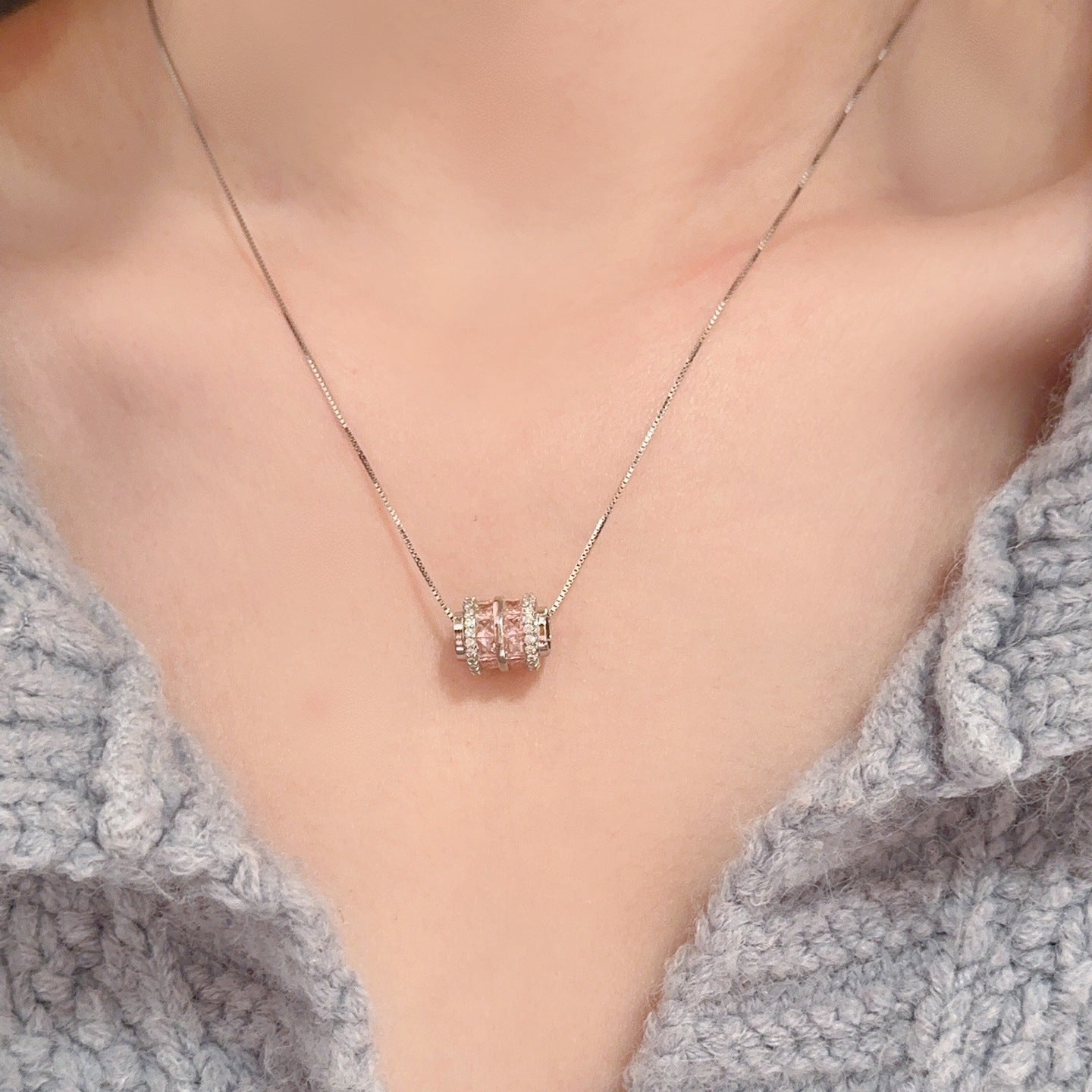 Pink diamond Barrel Bead Clavicle Necklace