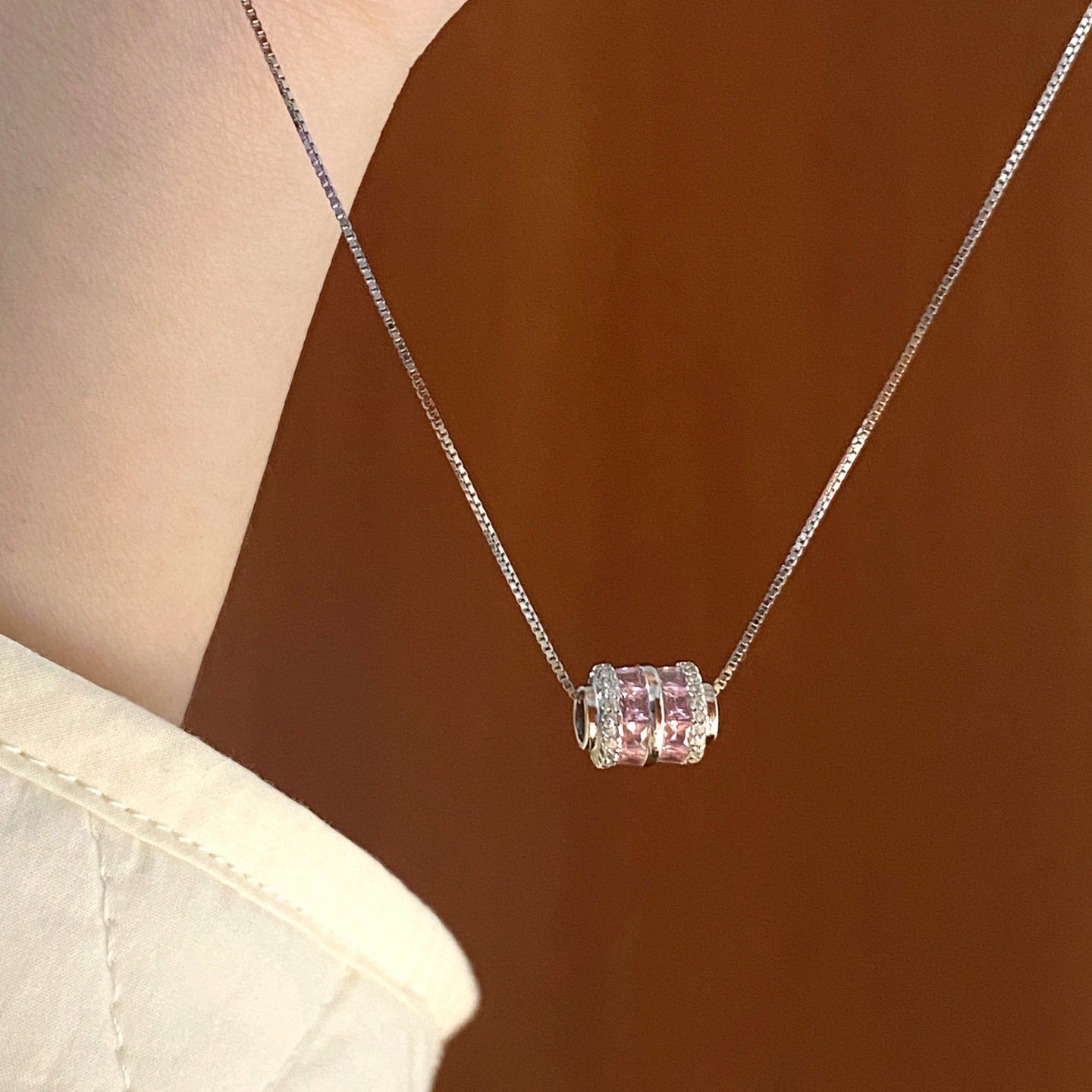 Pink diamond Barrel Bead Clavicle Necklace