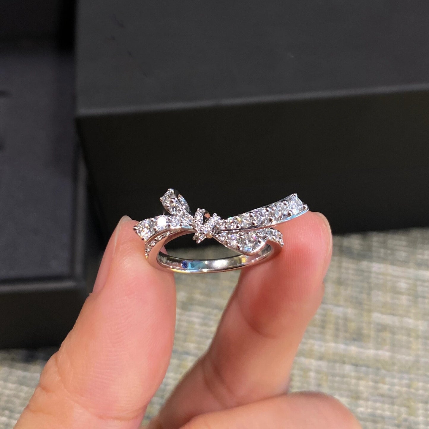 S925 Sterling Silver Sparkling Three-dimensional Bow Ribbon Knotted Full Diamond Ring